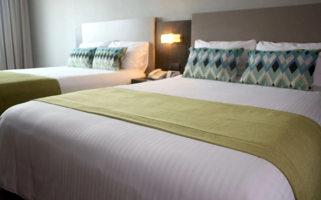 Aranjuez Hotel & Suites