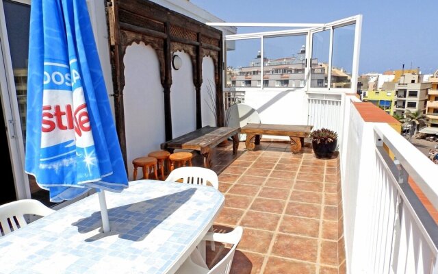 Apartment - 2 Bedrooms with WiFi and Sea views - 103806