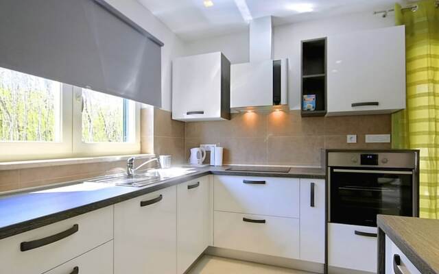 Gorgeous Villa in Belavici With Swimming Pool