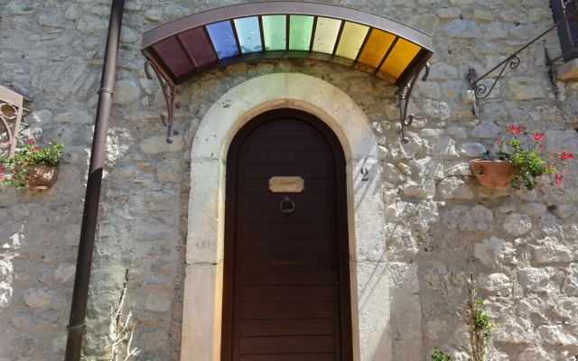 Valle Dell'Aquila Country House