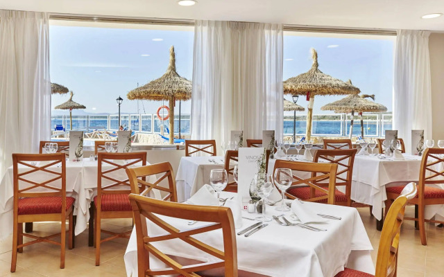 Universal Hotel Marqués