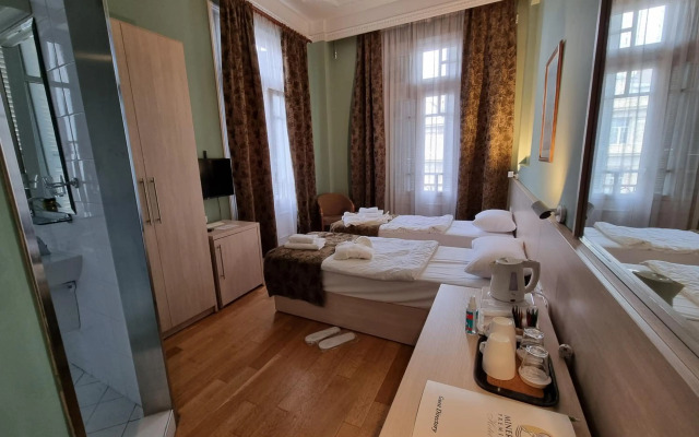 Minerva Premier Hotel