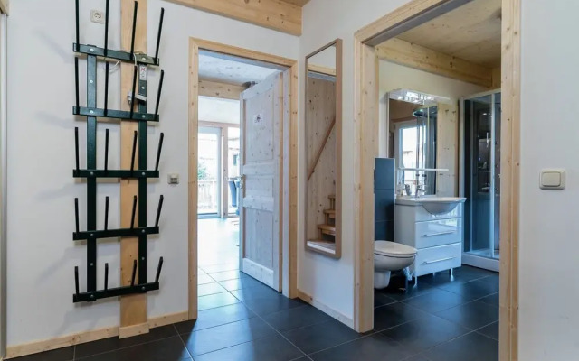 Majestic Chalet With Sauna