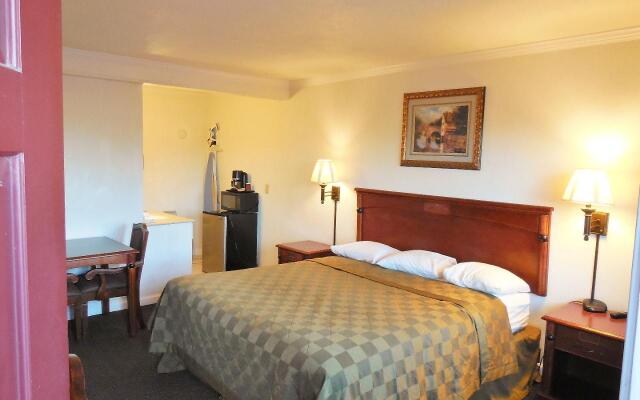 Americas Best Value Inn Hanford