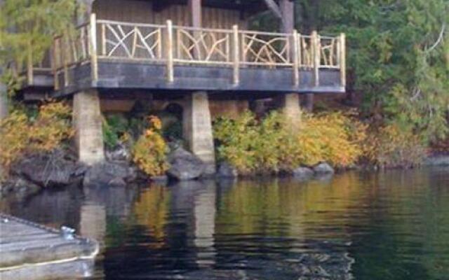 Dragonfly Dock Bed and Breakfast