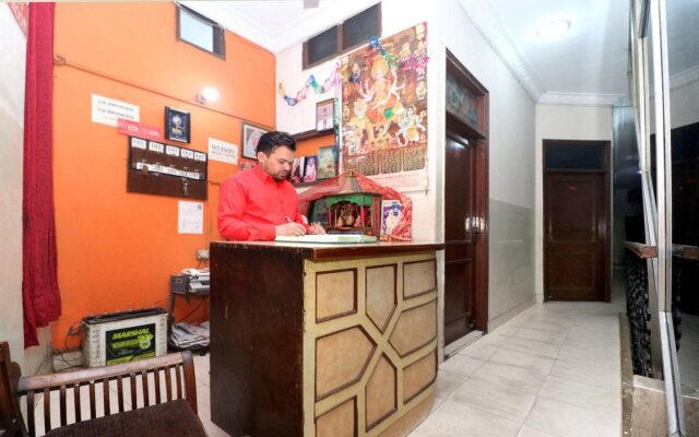 Suri Guest House By OYO Rooms