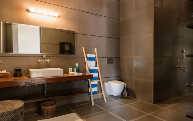Frangipani by Hireavilla-5br Lux Estate in Alibaug