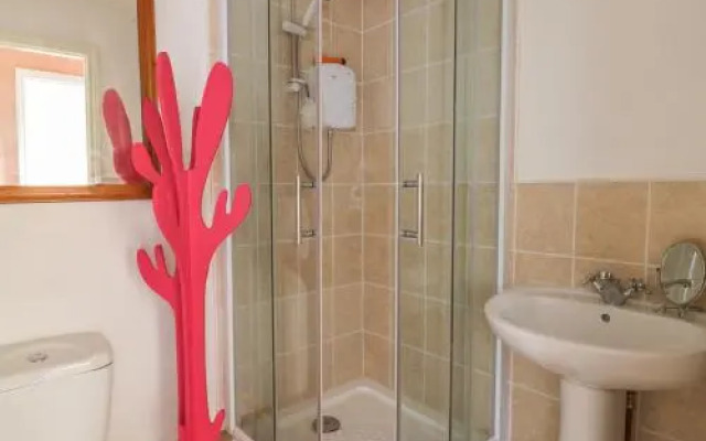 The Annex, Harleston