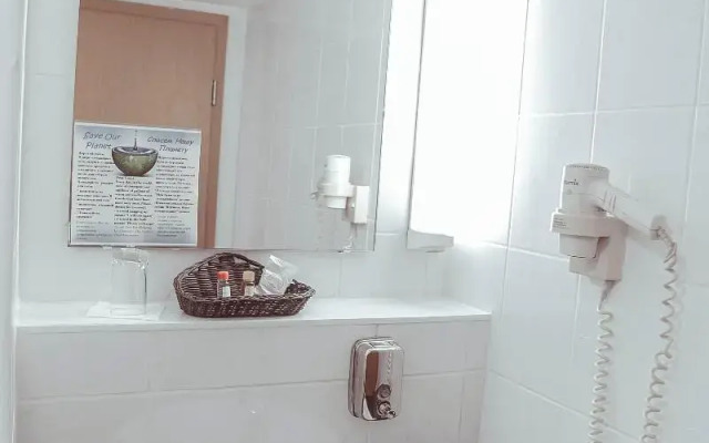 Шодлик Палас