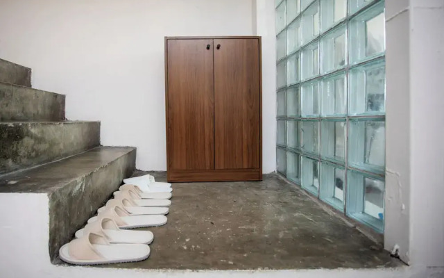 Nomad Plus Life Hostel Pattaya