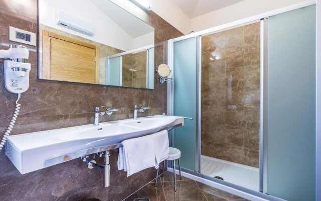 Nice Home in Turcic With Wifi and 4 Bedrooms