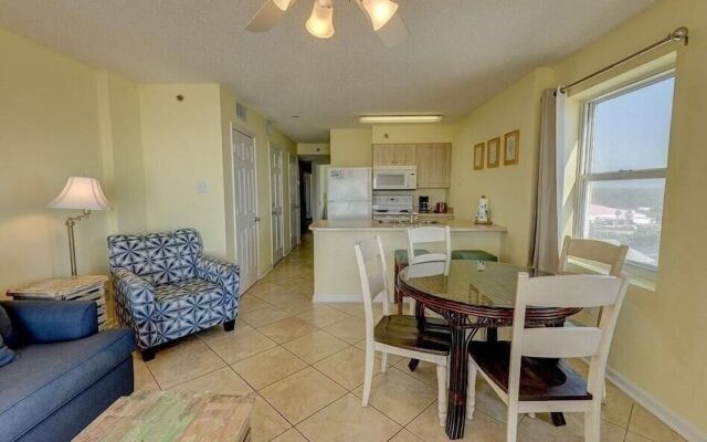 TradeWinds 601 by RedAwning