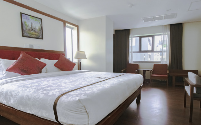 Poulo Wai Hotel and Apartment
