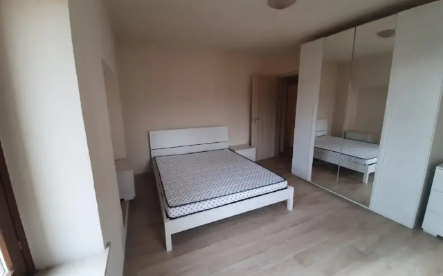 Homey Apartment in Serle near Center