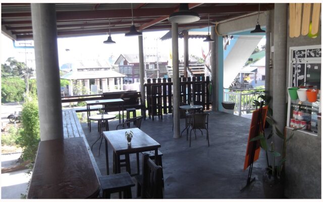 Sichang Style Resort