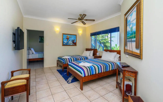 Cloud 9 - Cliff Top Eagle Heights