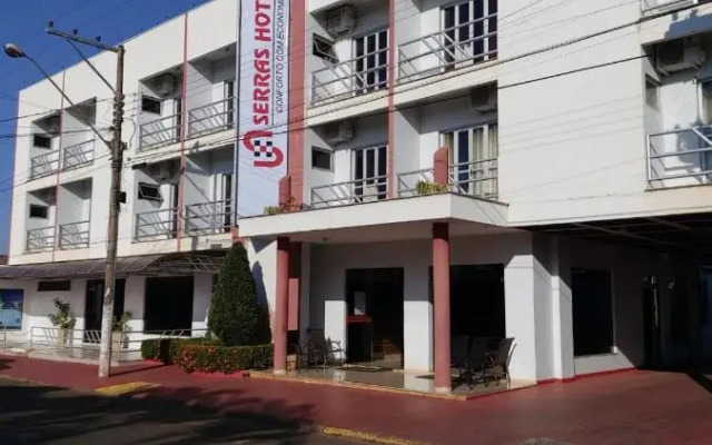 Serras Hotel Tangara