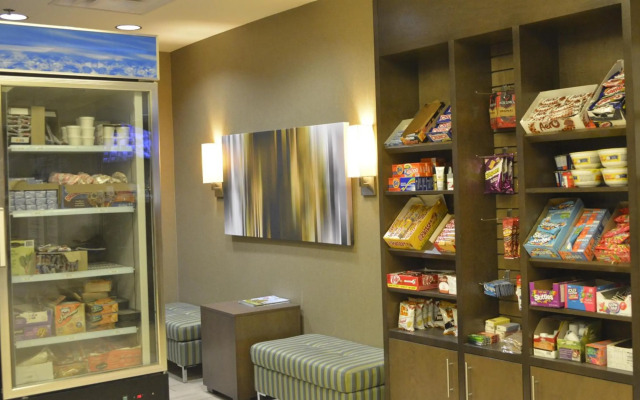Best Western Plus Winnipeg West