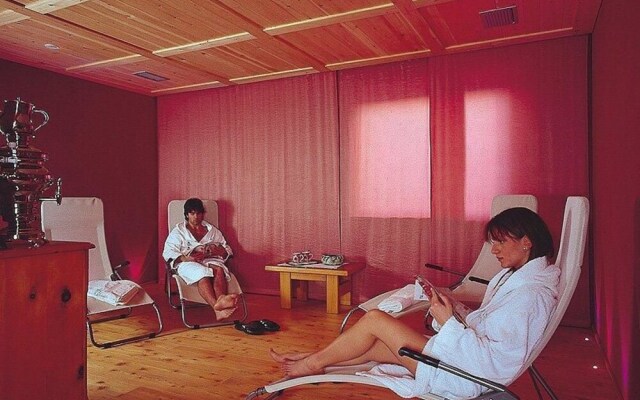 Hotel Ai Zirmes