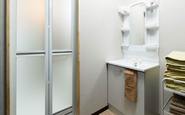 Senbonkita Terrace House