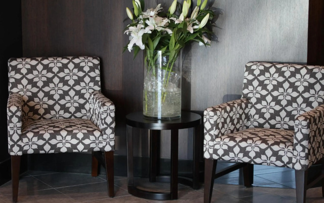 Springfield Lakes Boutique Hotel