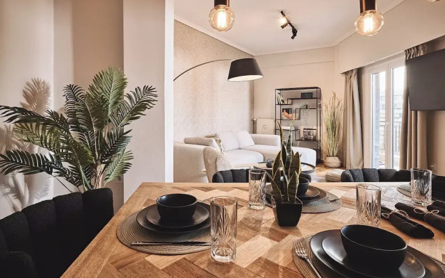 Kova Residence, Acropolis by Aura Homes