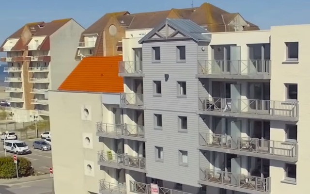 Apartment With a Balcony in the Coastal Town of Bray-dunes