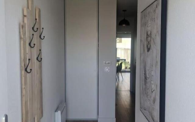 Appartement 200m de l'océan avec piscine extérieure