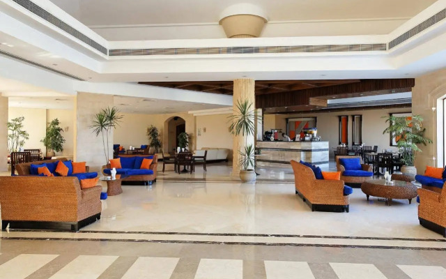 Three Corners Fayrouz Plaza Beach Resort