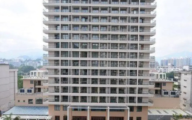 Zhujiang Crystal Hotel