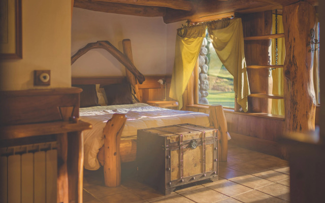 Rotui Luxury Village