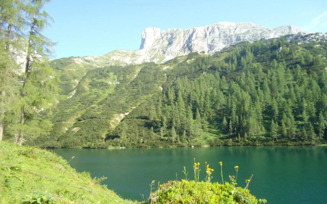 Ferienwohnung Hierzegger