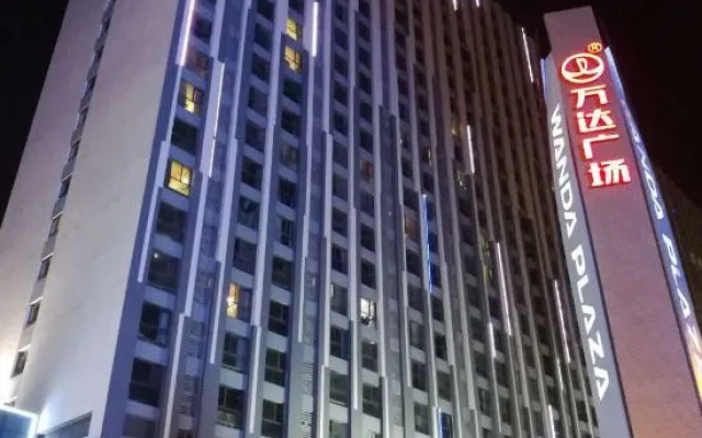 Shanghai Huayue Apartment (Jinshan Wanda Shop)