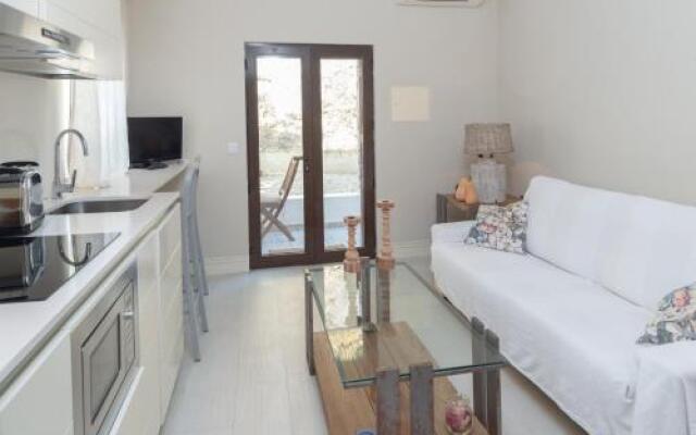 Fabrica Beach Apartments