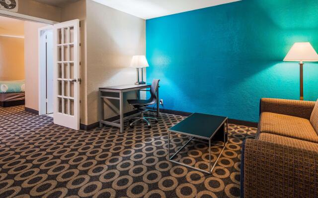 Travelodge by Wyndham San Antonio Downtown Northeast