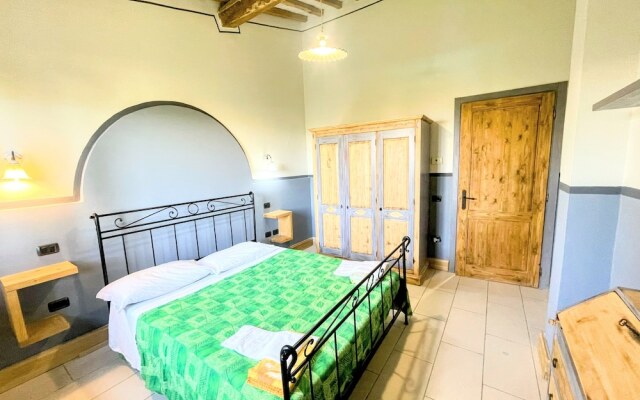 Apt 6 - Magical Grounds With Pool Jacuzzi Sleeps 4