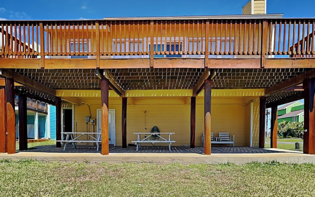 The Salty Sandpiper by Silver Sands Vacation Rentals