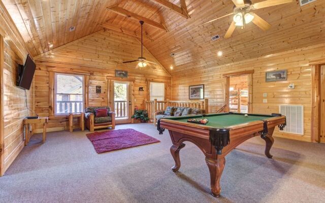 Moonlight Lodge