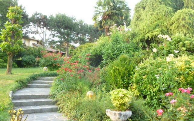 Villa con piscina per soggiorni estivi
