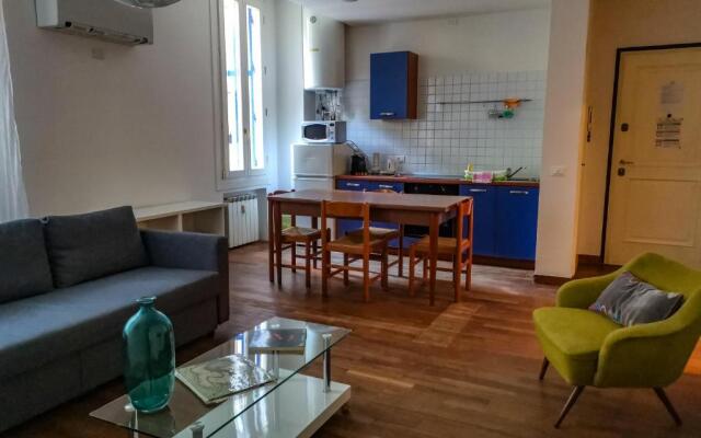 Dorsoduro Venice Apartment