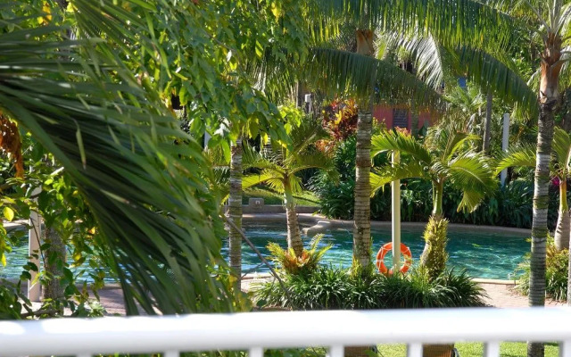 Tropical Oasis near Beach