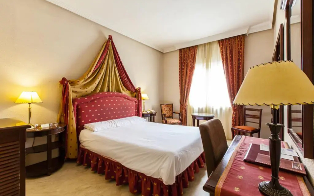 Hotel Del Val