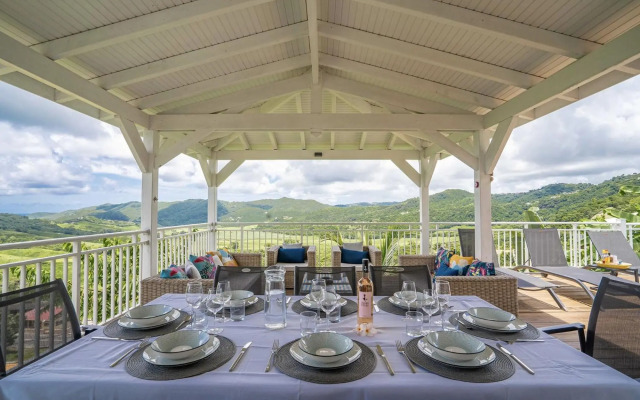 Villa Lanati, 4 ch avec piscine & vue campagne