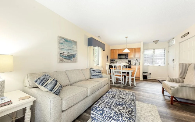 The Shores Lakeside Condo Unit 5682