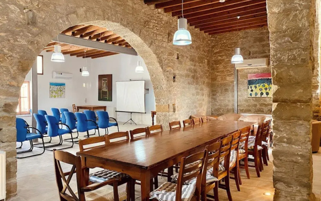 Cyprus Villages Hotel & Restaurant - Central Location - Bed & Breakfast - With Access To Pool And Stunning Views