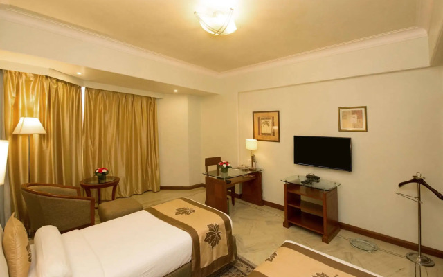 Clarion Hotel Bella Casa