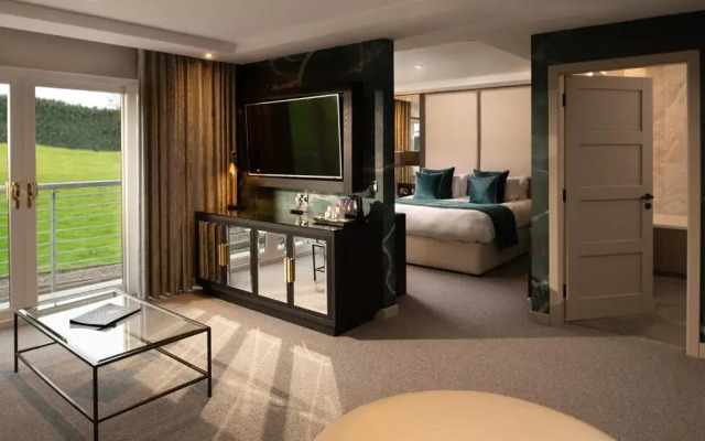 Radstone Hotel
