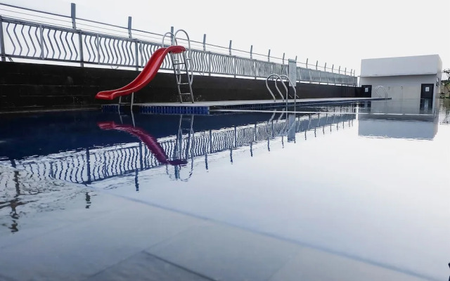 Elegant and Relaxing @ 1BR Northland Ancol Apartment