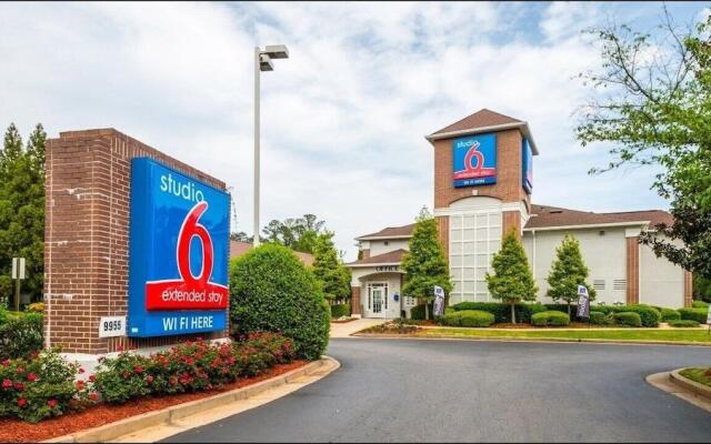 Motel 6 Roswell, GA - Atlanta