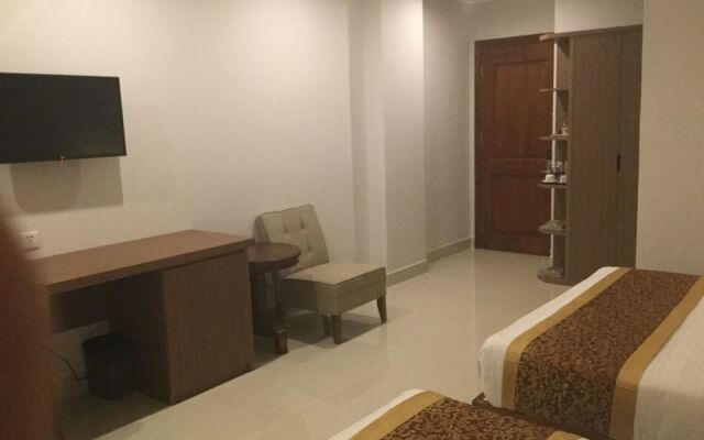 Galaxy Airport Hotel